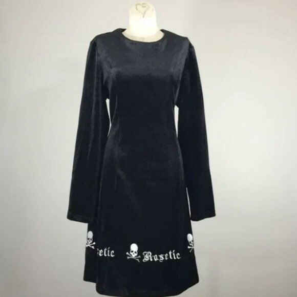 ROSETIC Skull & Crossbones Black Velour Dress 3XL Womens Gothic Emo Rockabilly - Picture 4 of 12